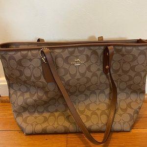 Coach purse